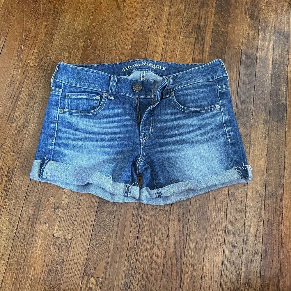 Size 6 American Eagle Outfitters Dark Wash Super Stretch Midi Cuffed Jean Shorts
